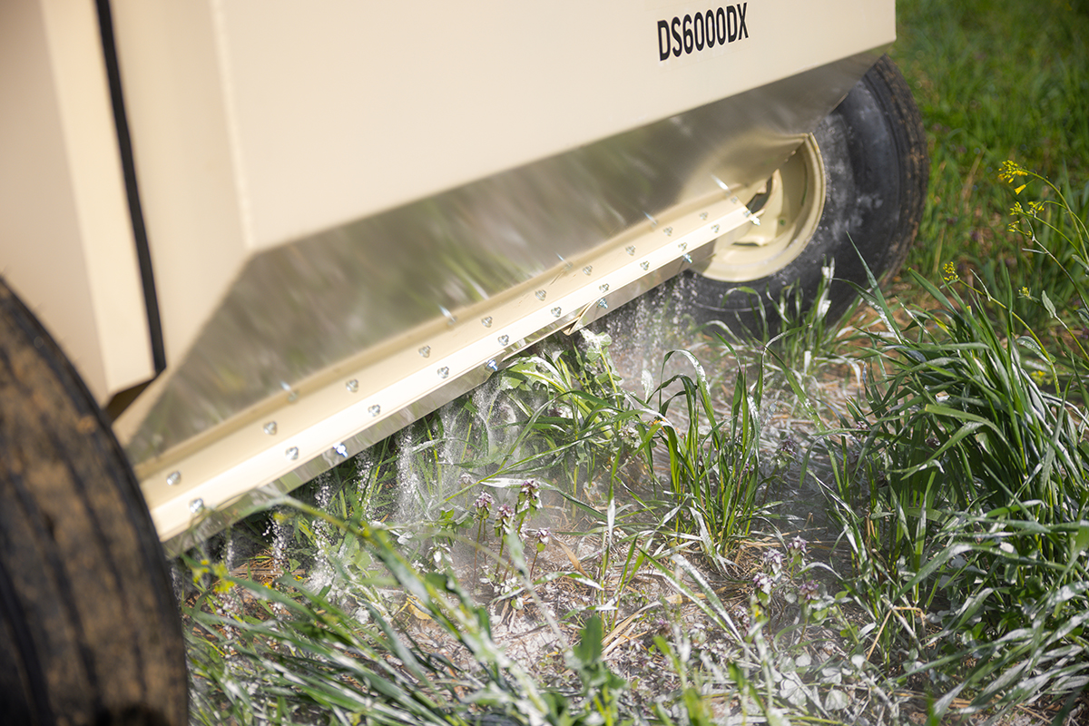 Read more about the article Why Choose a Drop Spreader
